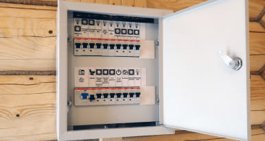 Установка электрощитка